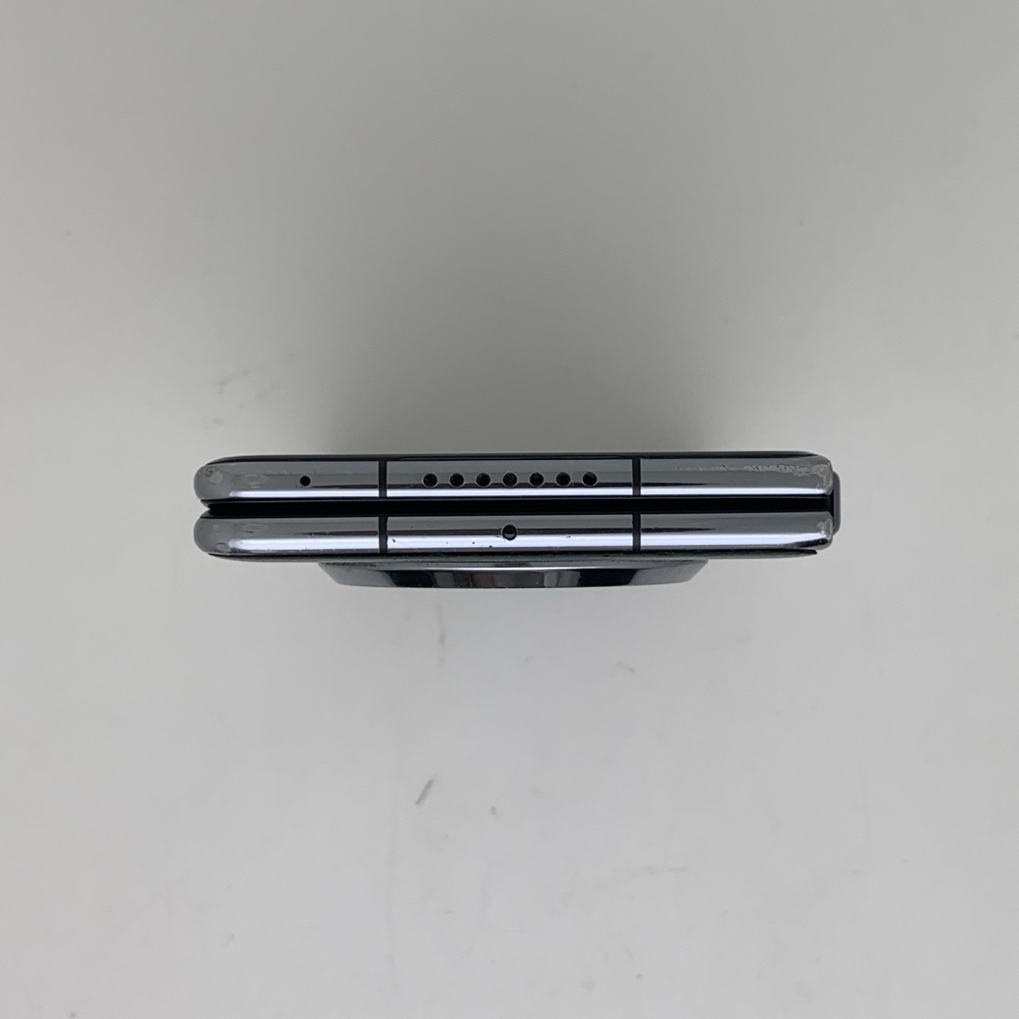 Huawei Mate X5 Collector's Edition Green Mountain, view 4
