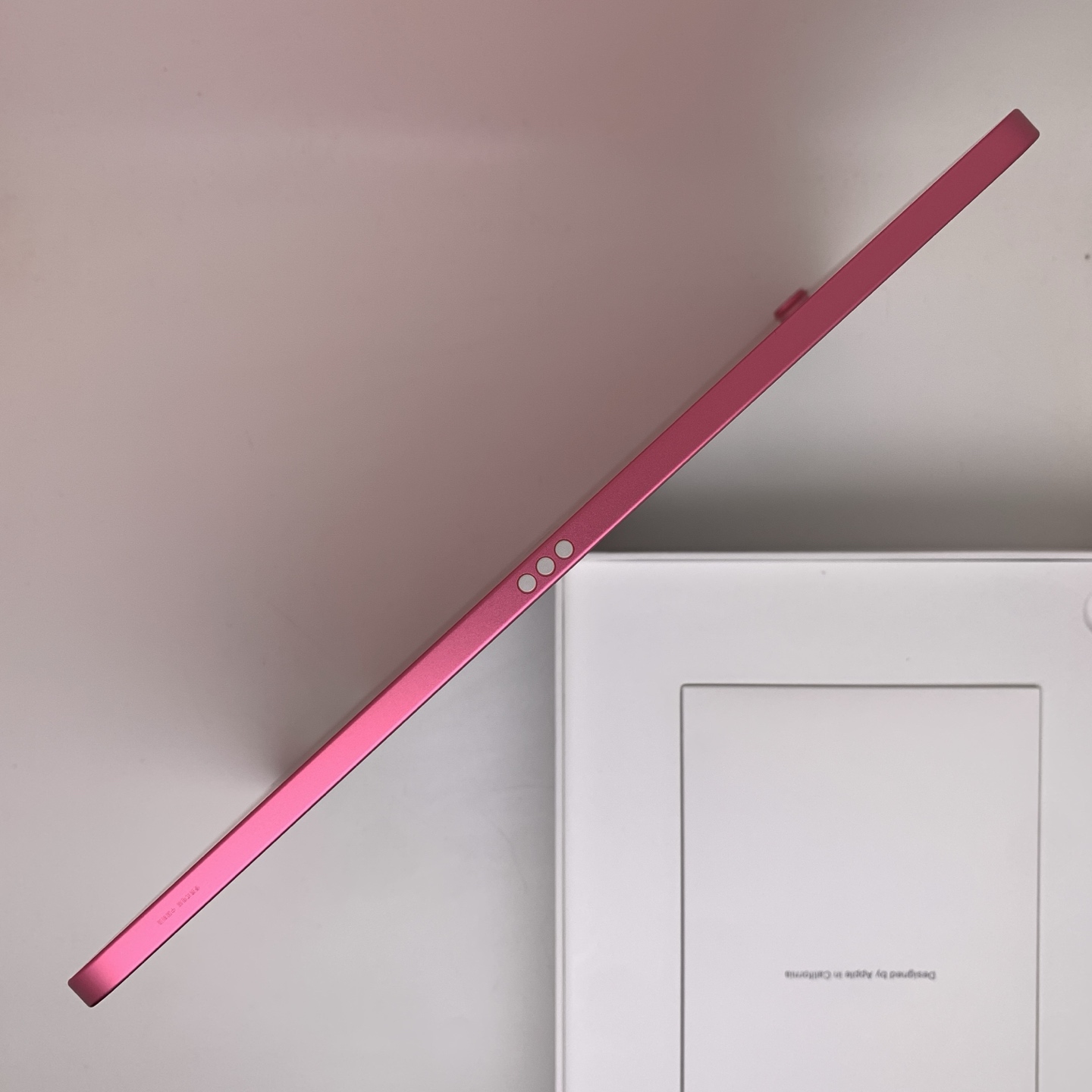 iPad 11 11-inch (2025) 粉色 实拍图 3