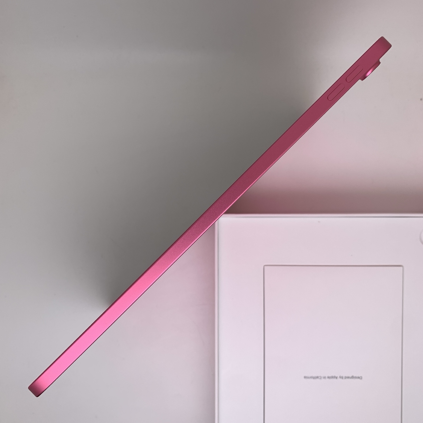 iPad 11 11-inch (2025) 粉色 实拍图 4