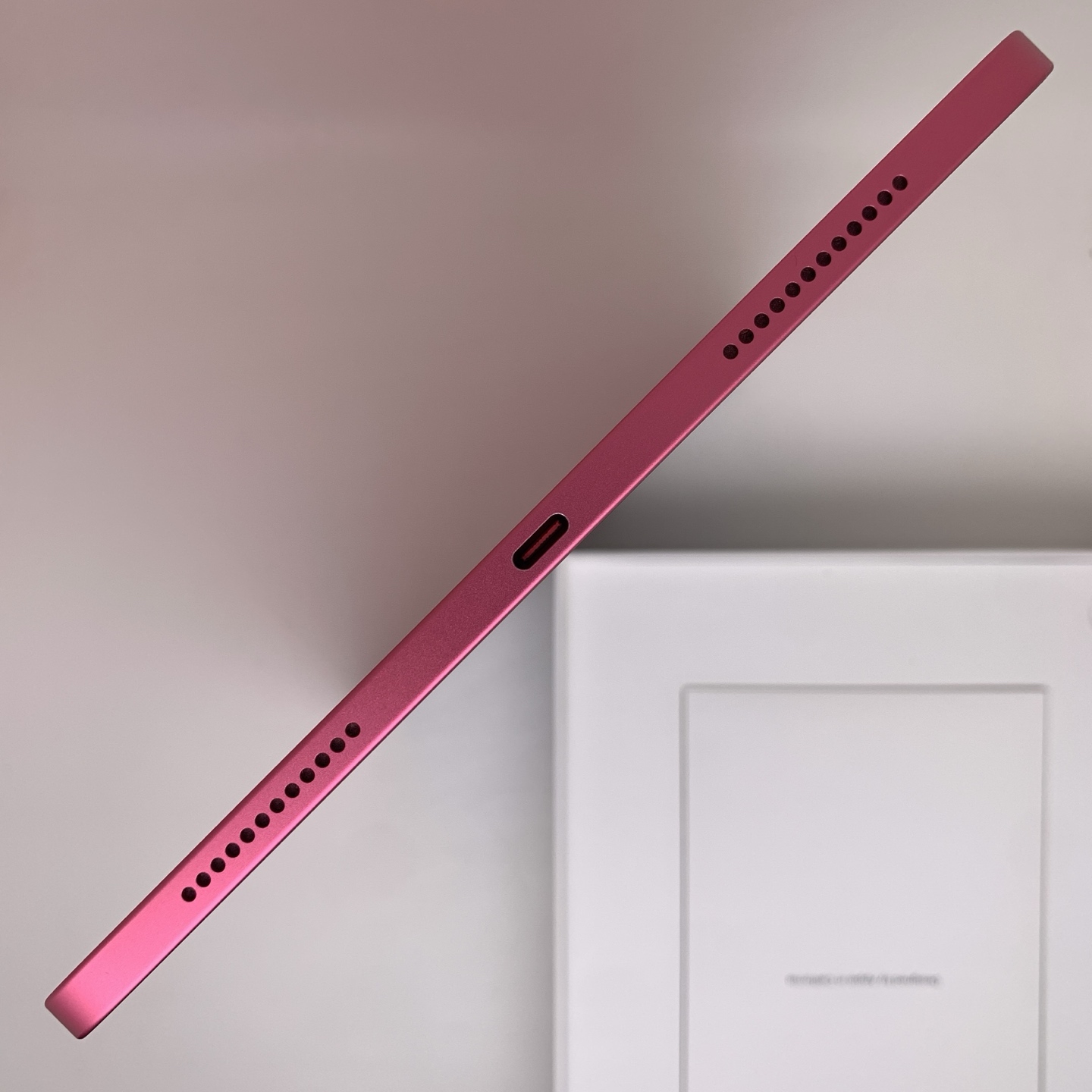 iPad 11 11-inch (2025) 粉色 实拍图 6