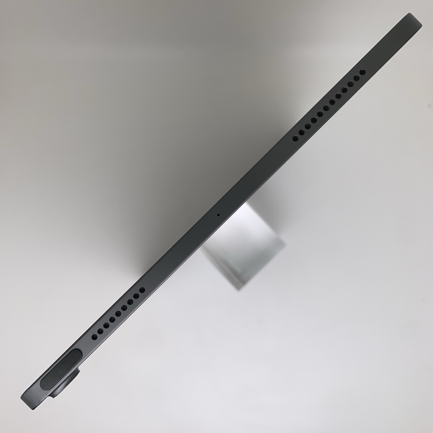 iPad Air 5 11-inch (2022) 深空灰色 实拍图 5
