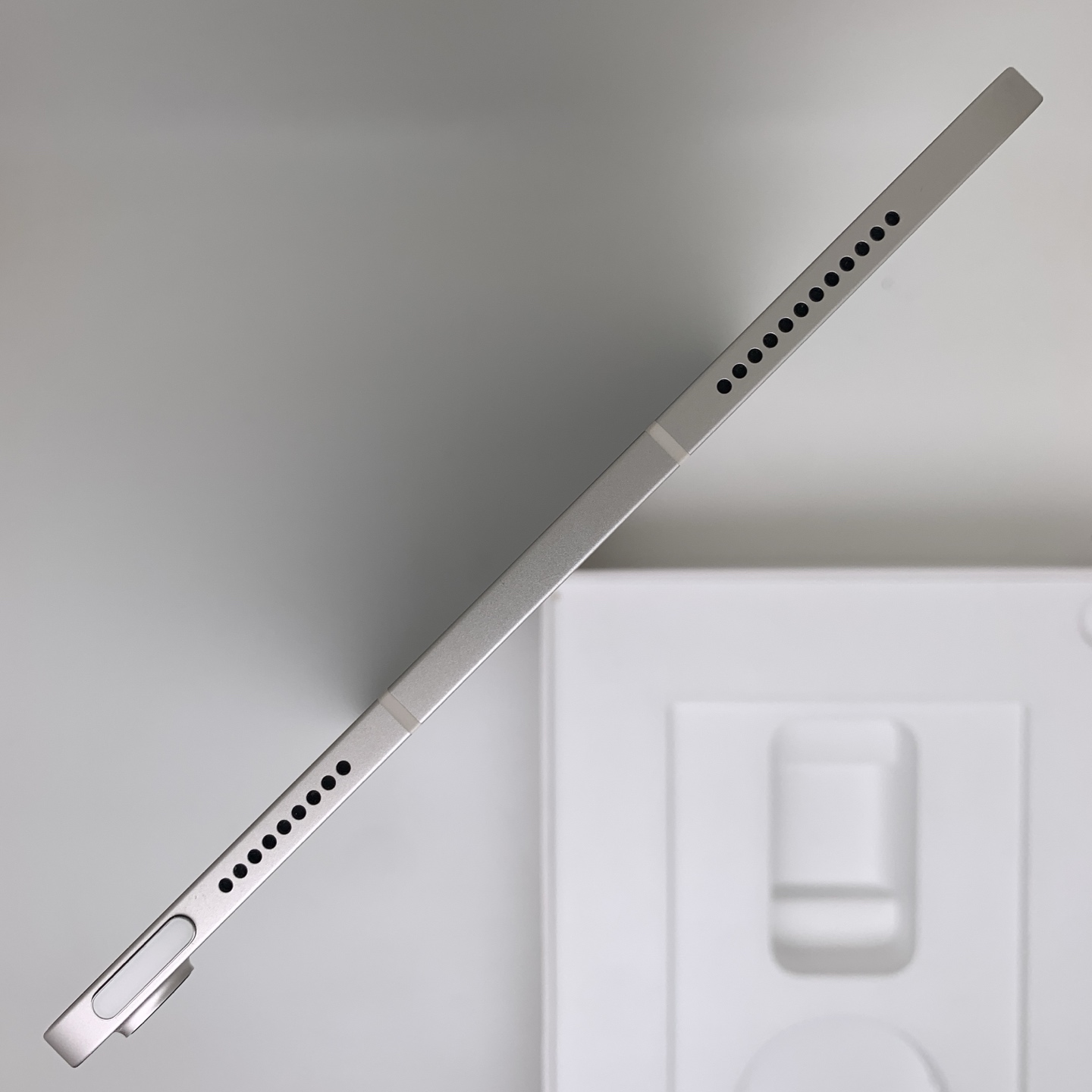 iPad Air 7 11-inch (2025) 星光色 实拍图 5