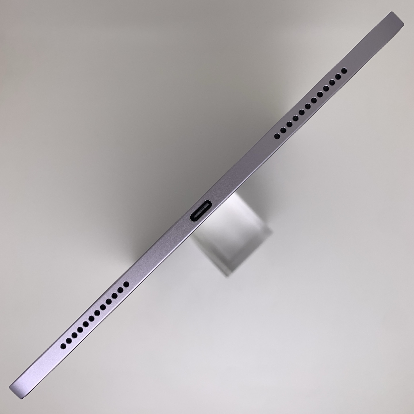 iPad Air 7 紫色 实拍图 6