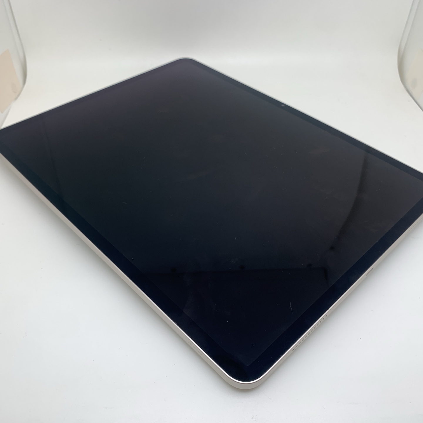 iPad Air 8 13-inch (2026) Silver, view 6