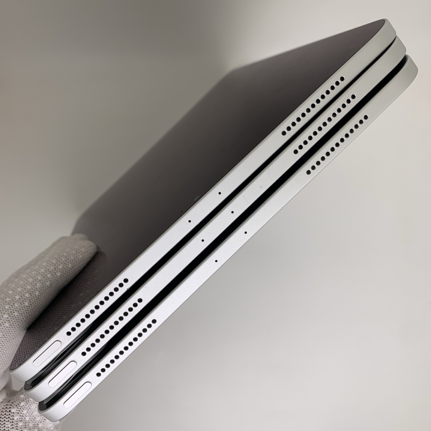 iPad Pro 11-inch (2020) Silver, view 5