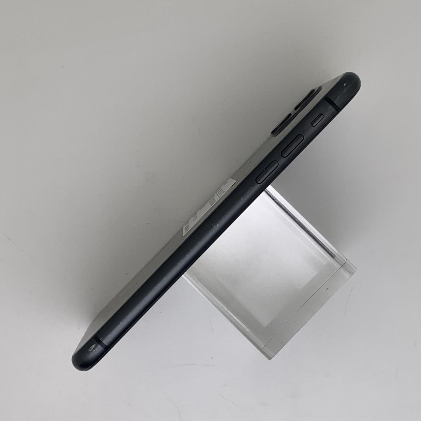 iPhone 11 Black, view 3