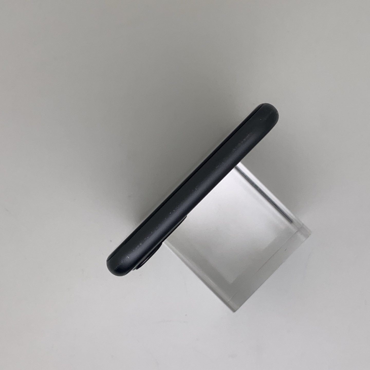 iPhone 11 Black, view 5