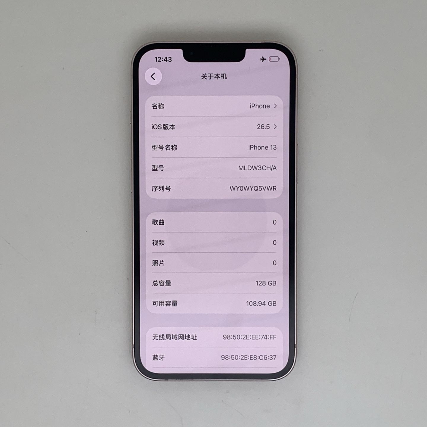 iPhone 13 Pink, view 2