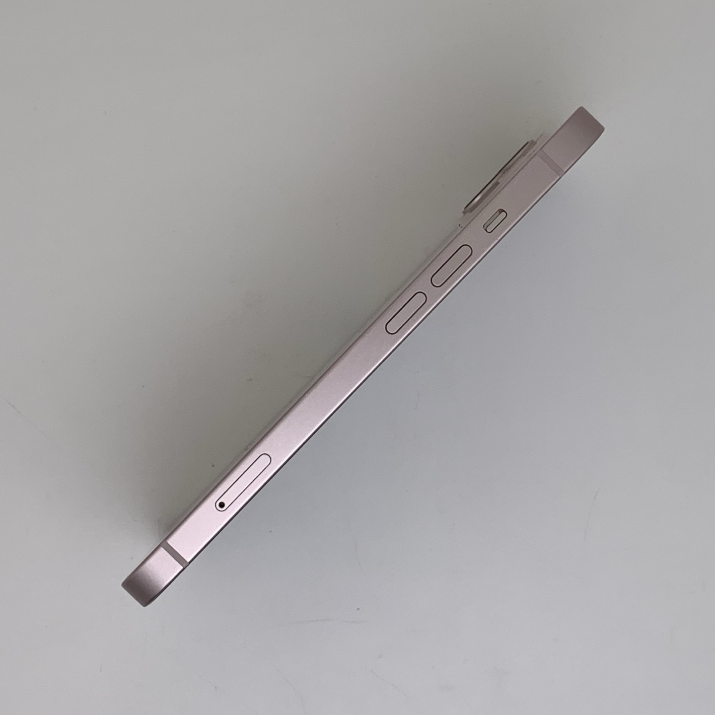 iPhone 13 Pink, view 3