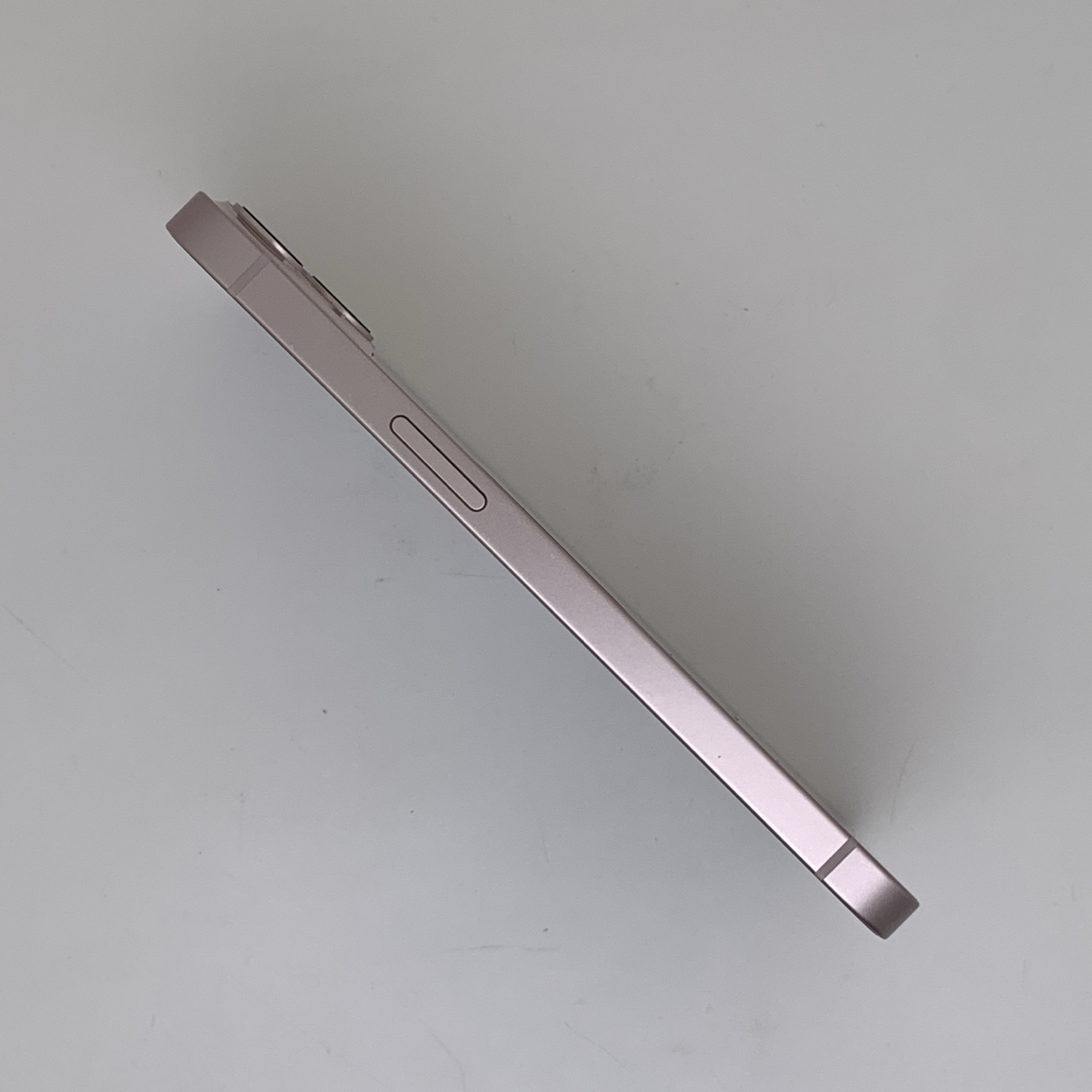 iPhone 13 Pink, view 4