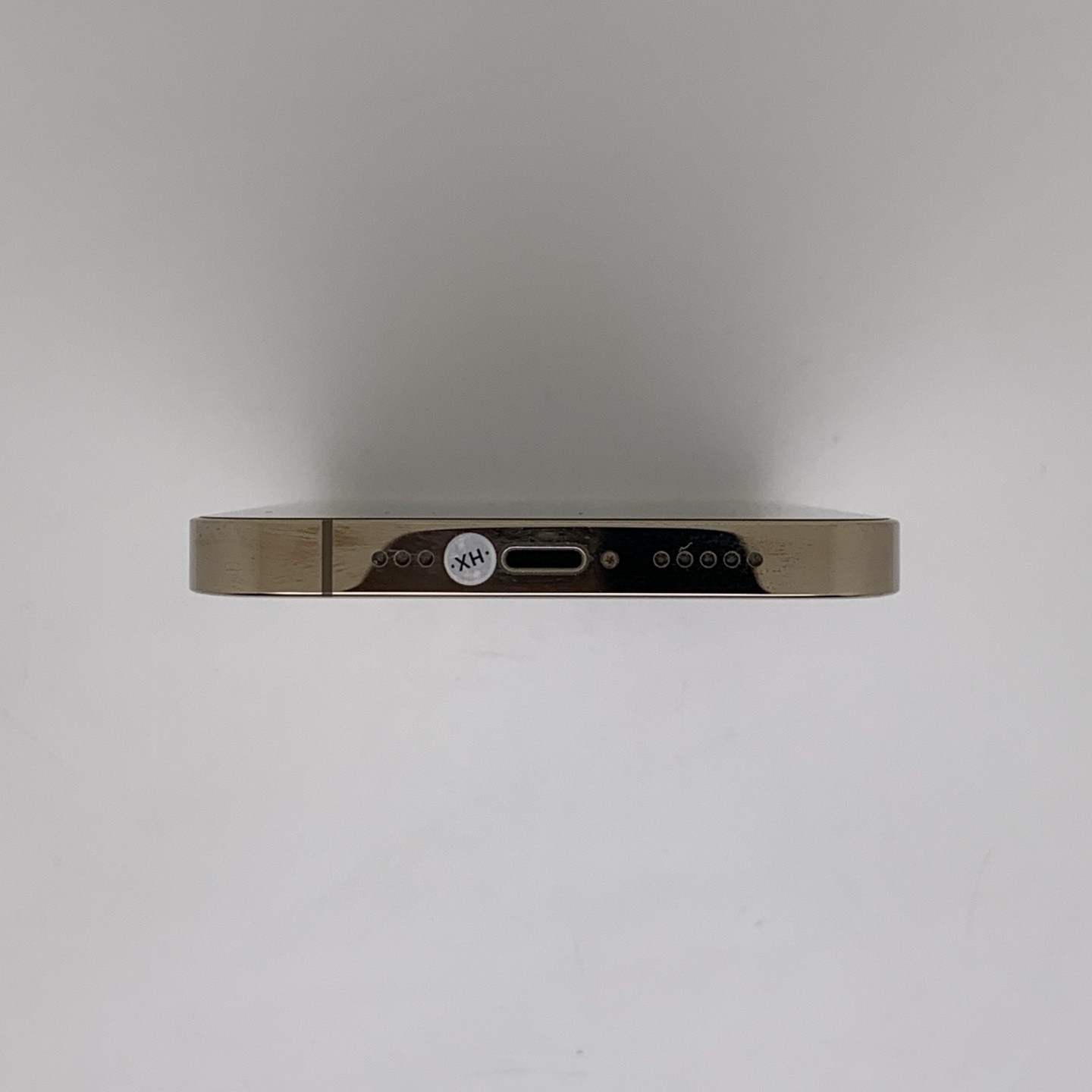 iPhone 13 Pro Gold, view 6