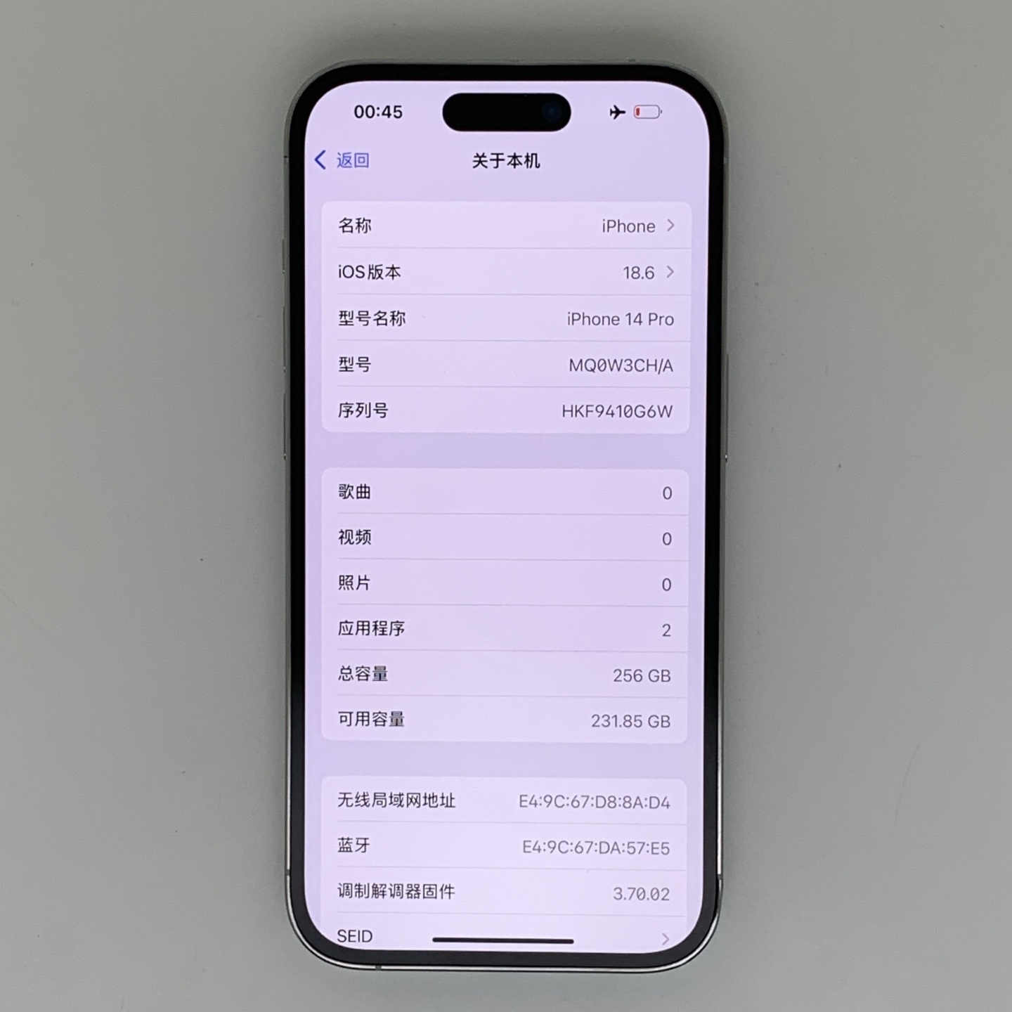 iPhone 14 Pro Silver, view 2