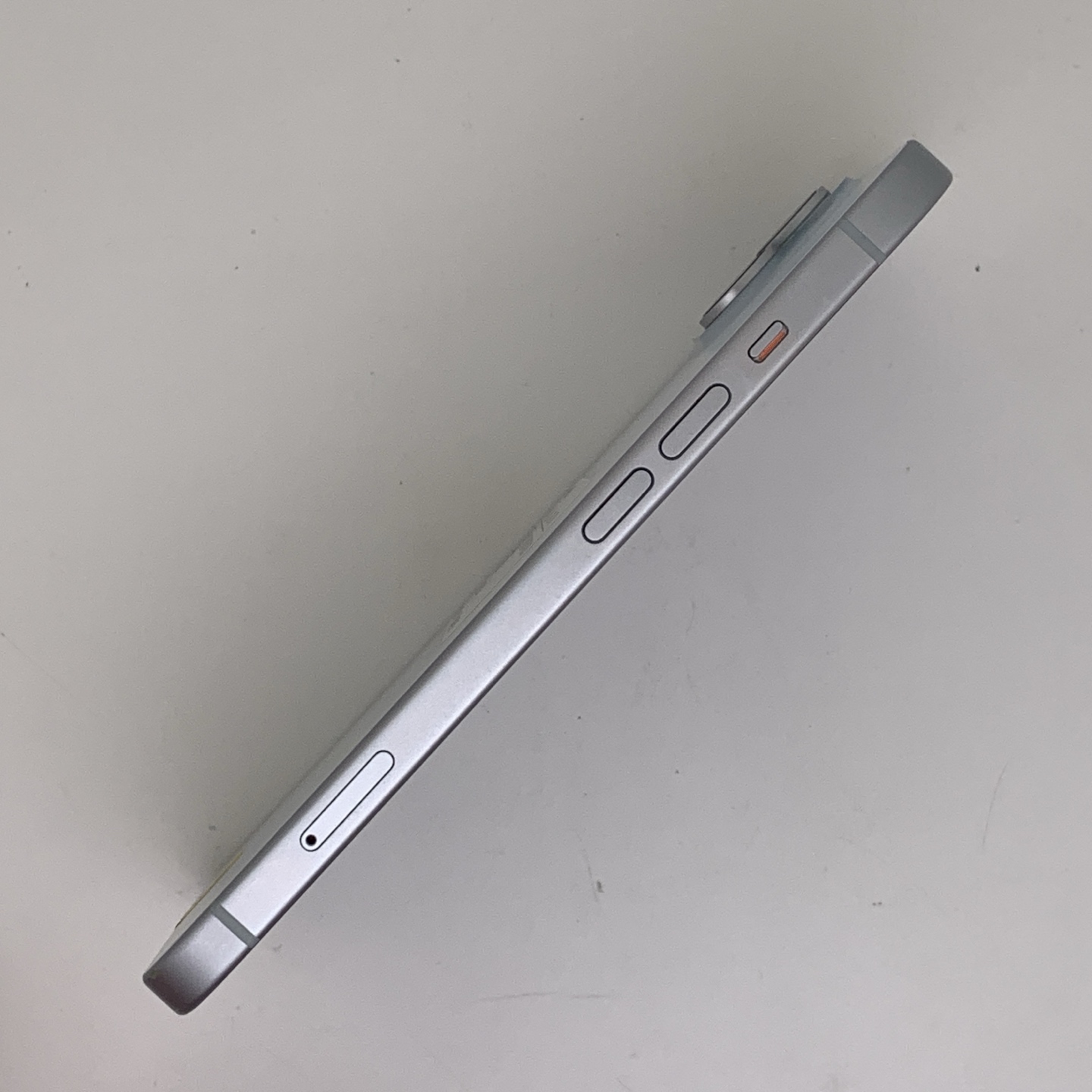 iPhone 15 Blue, view 3