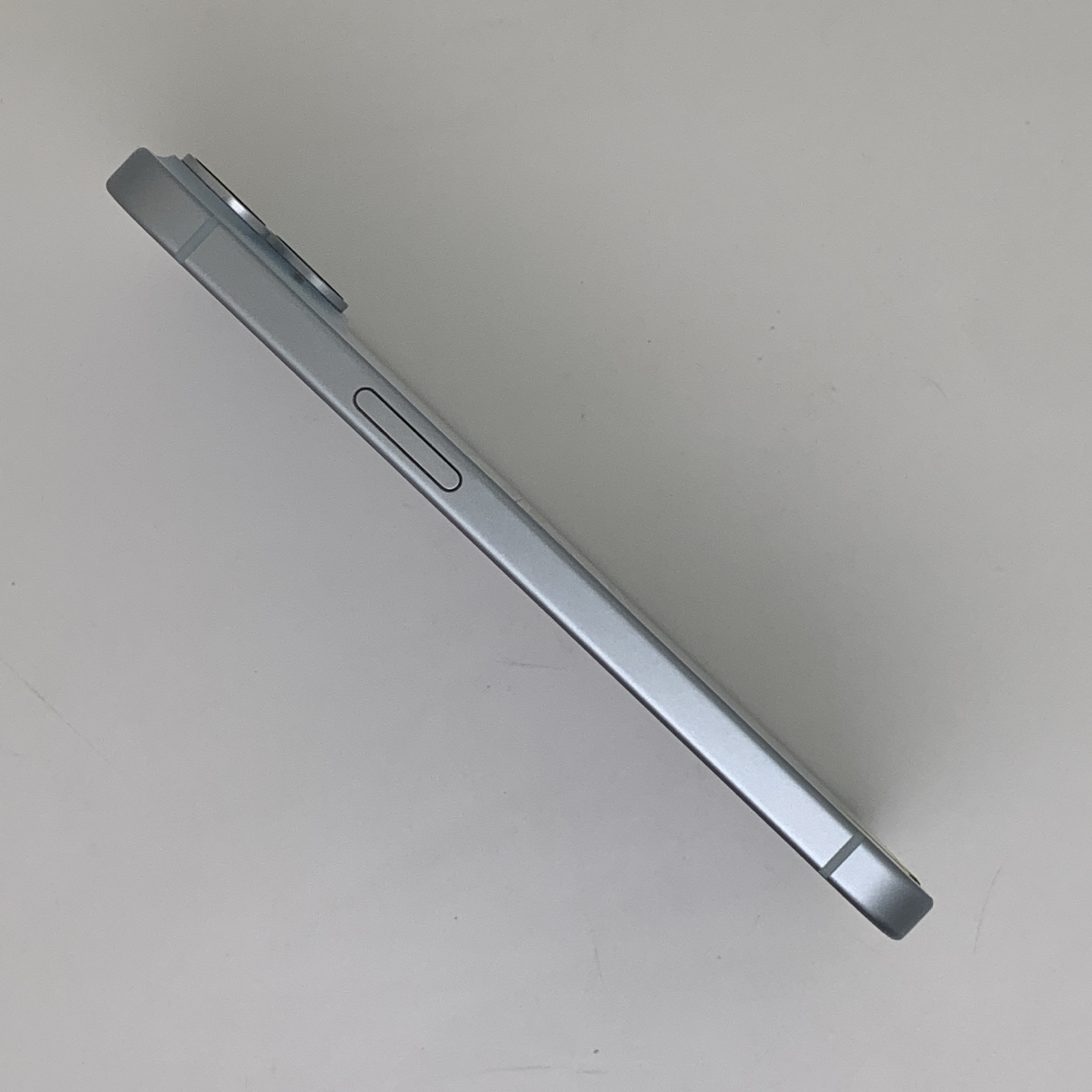 iPhone 15 Blue, view 4