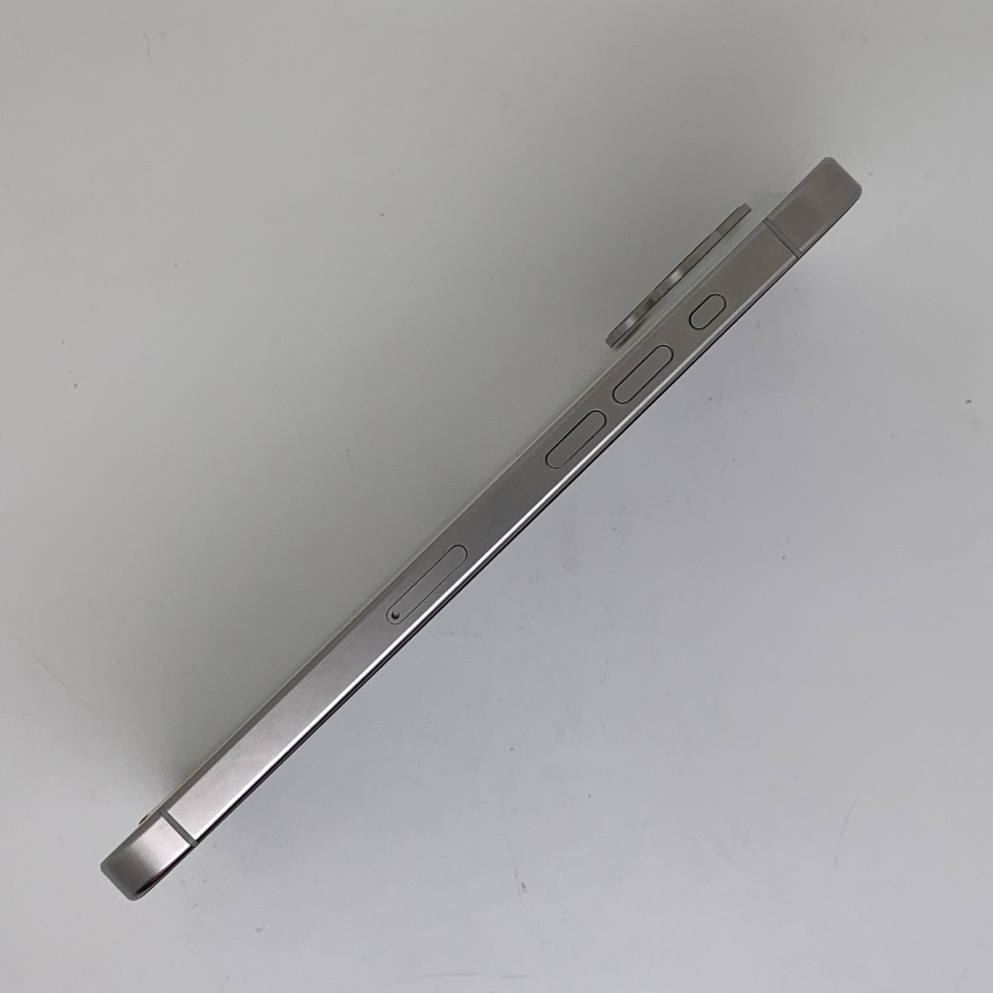 iPhone 15 Pro Max White Titanium, view 3