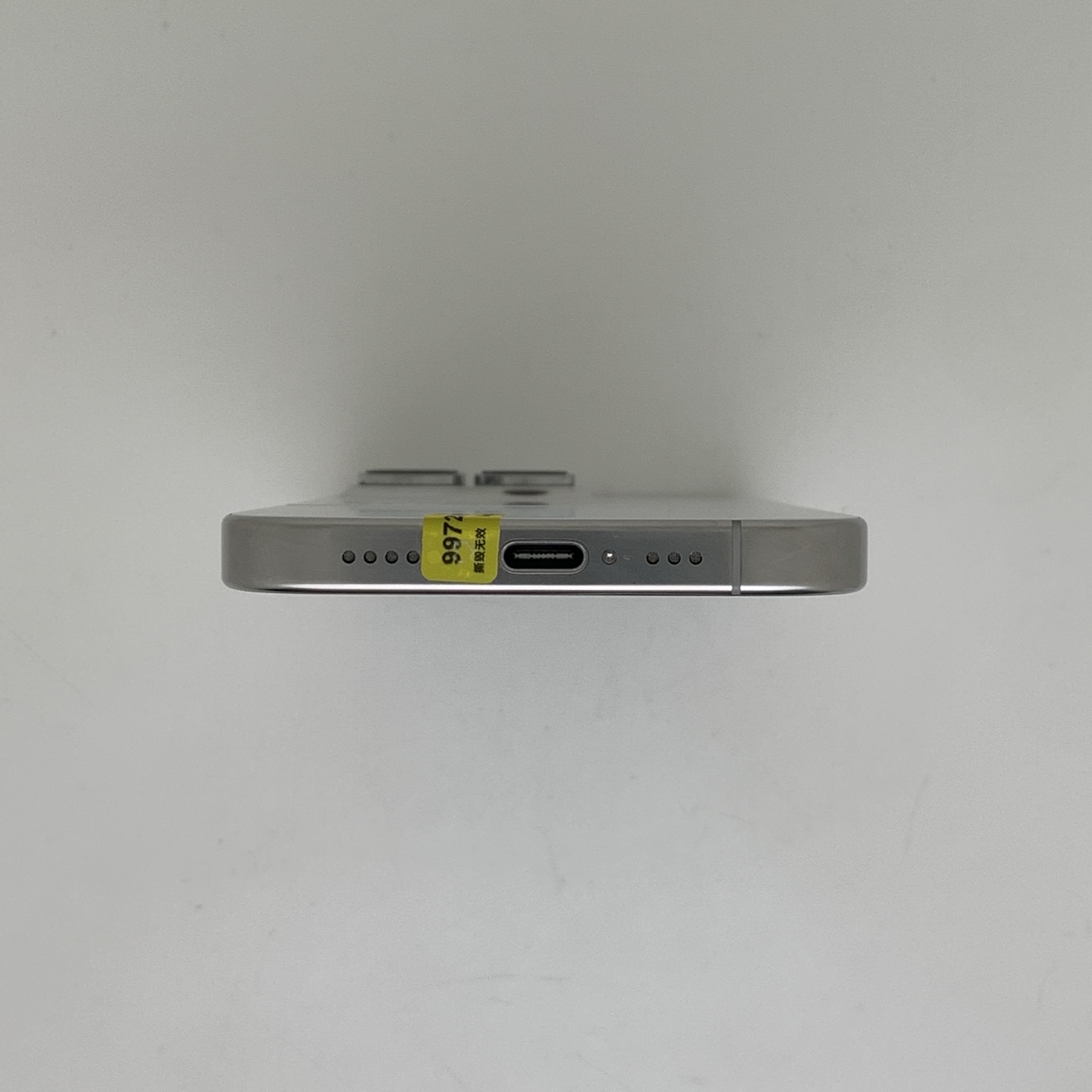 iPhone 16 Pro White Titanium, view 6
