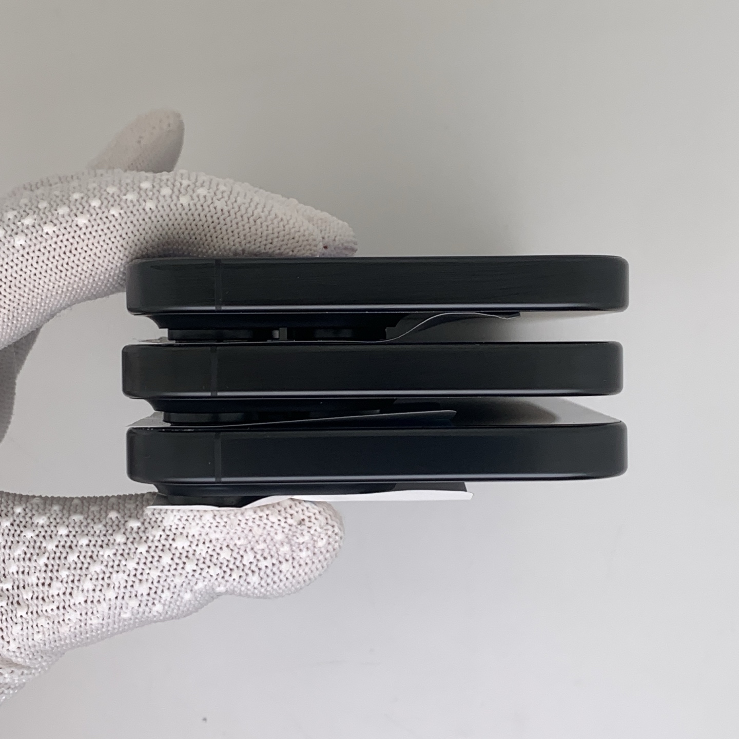 iPhone 16 Pro Max Black Titanium, view 5