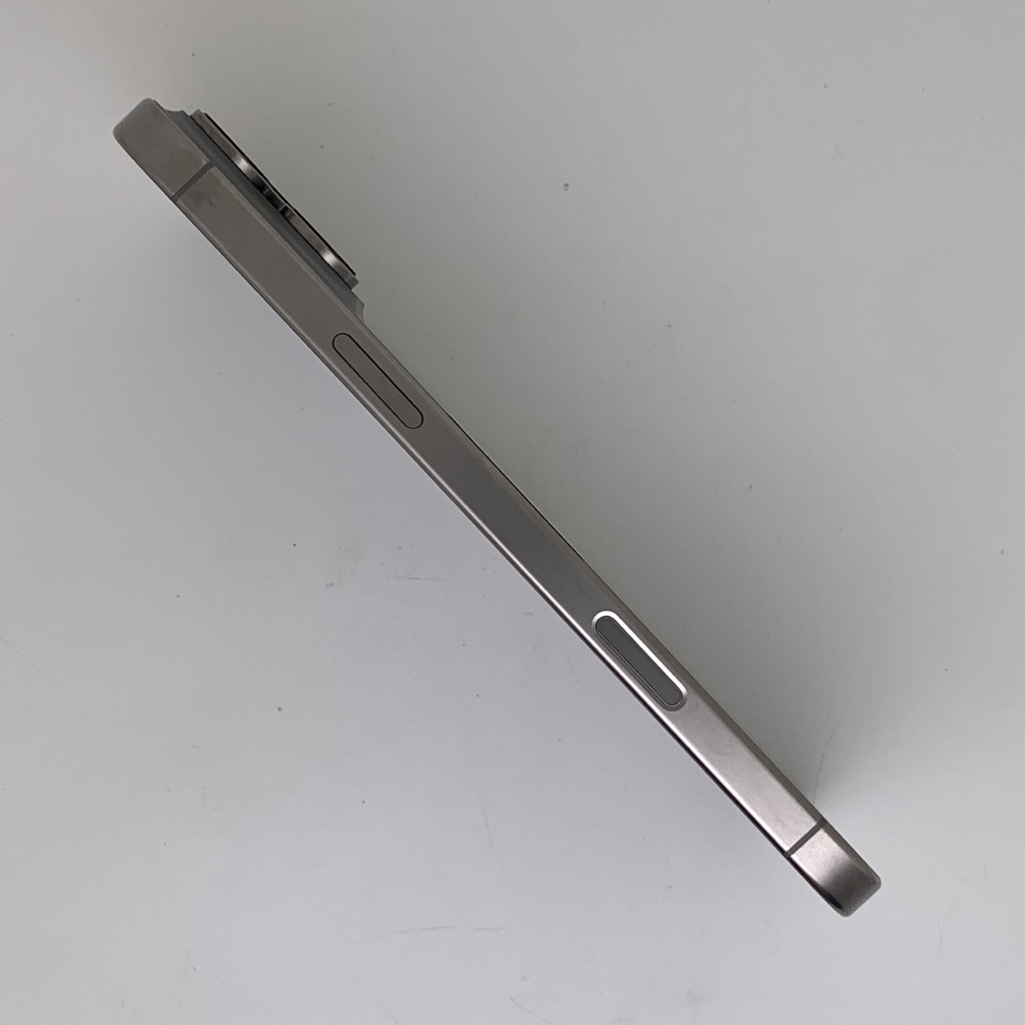 iPhone 16 Pro Max Natural Titanium, view 4