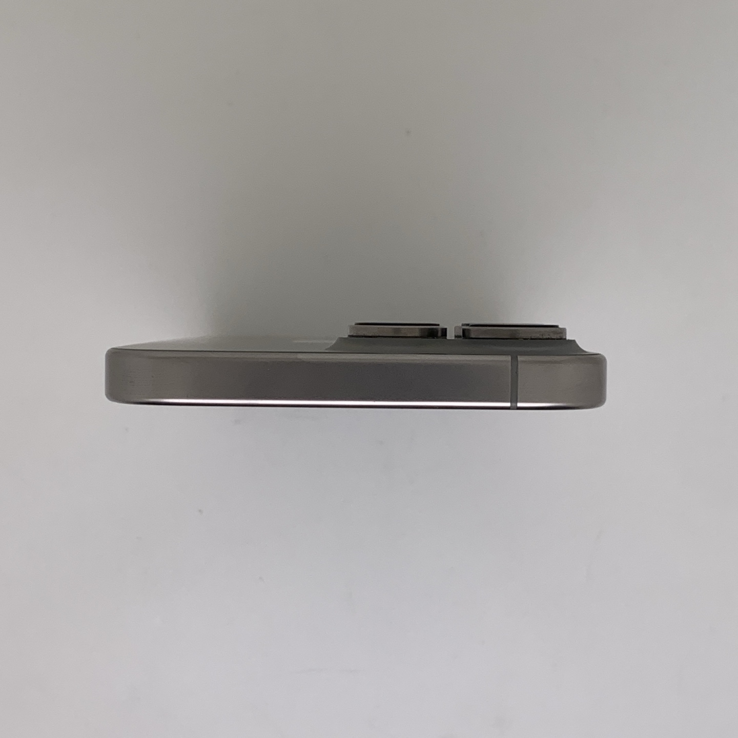 iPhone 16 Pro Max Natural Titanium, view 5