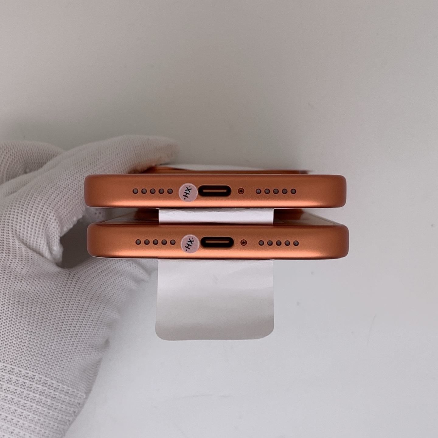 iPhone 17 Pro Cosmic Orange, view 6