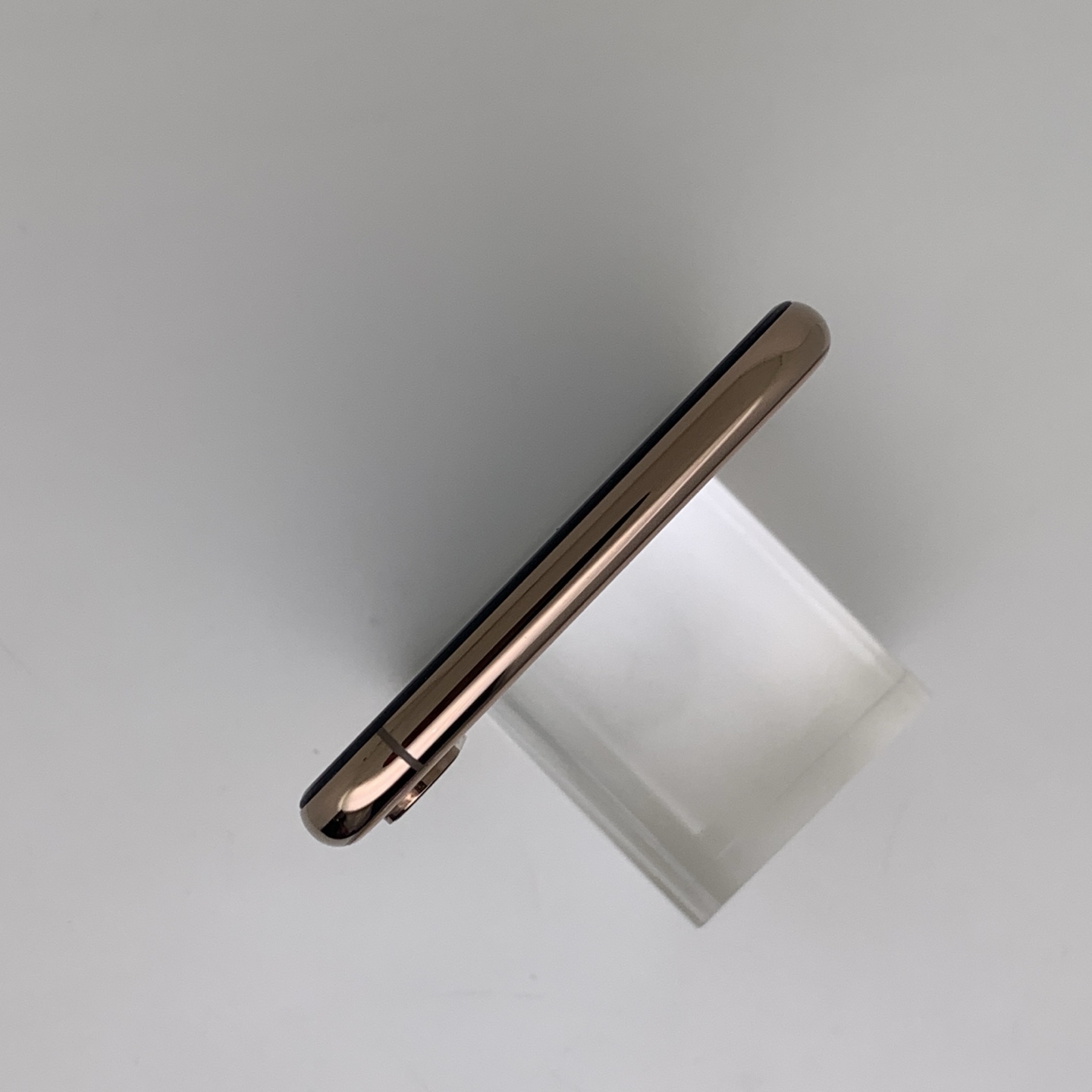iPhone XS Max Gold, view 5